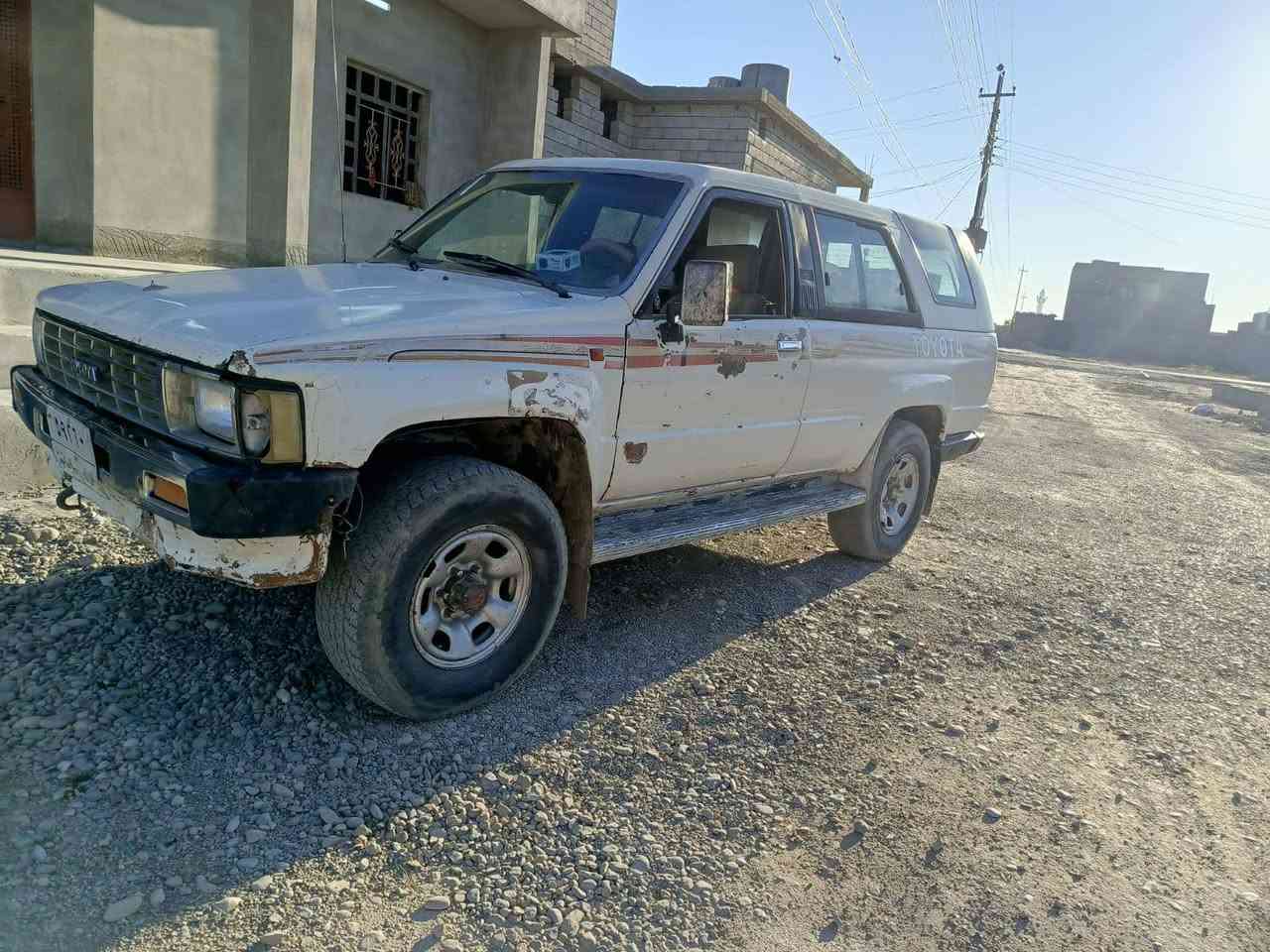 نرنر للبيع بسعر مناسب المكان العلم موديل ٨٩محرك ونجي كيرعادي بلادي تبريد شغال سعرها ٣٣وبيها مجال مال شغل وكراب وبراري  الاتصال ***********
