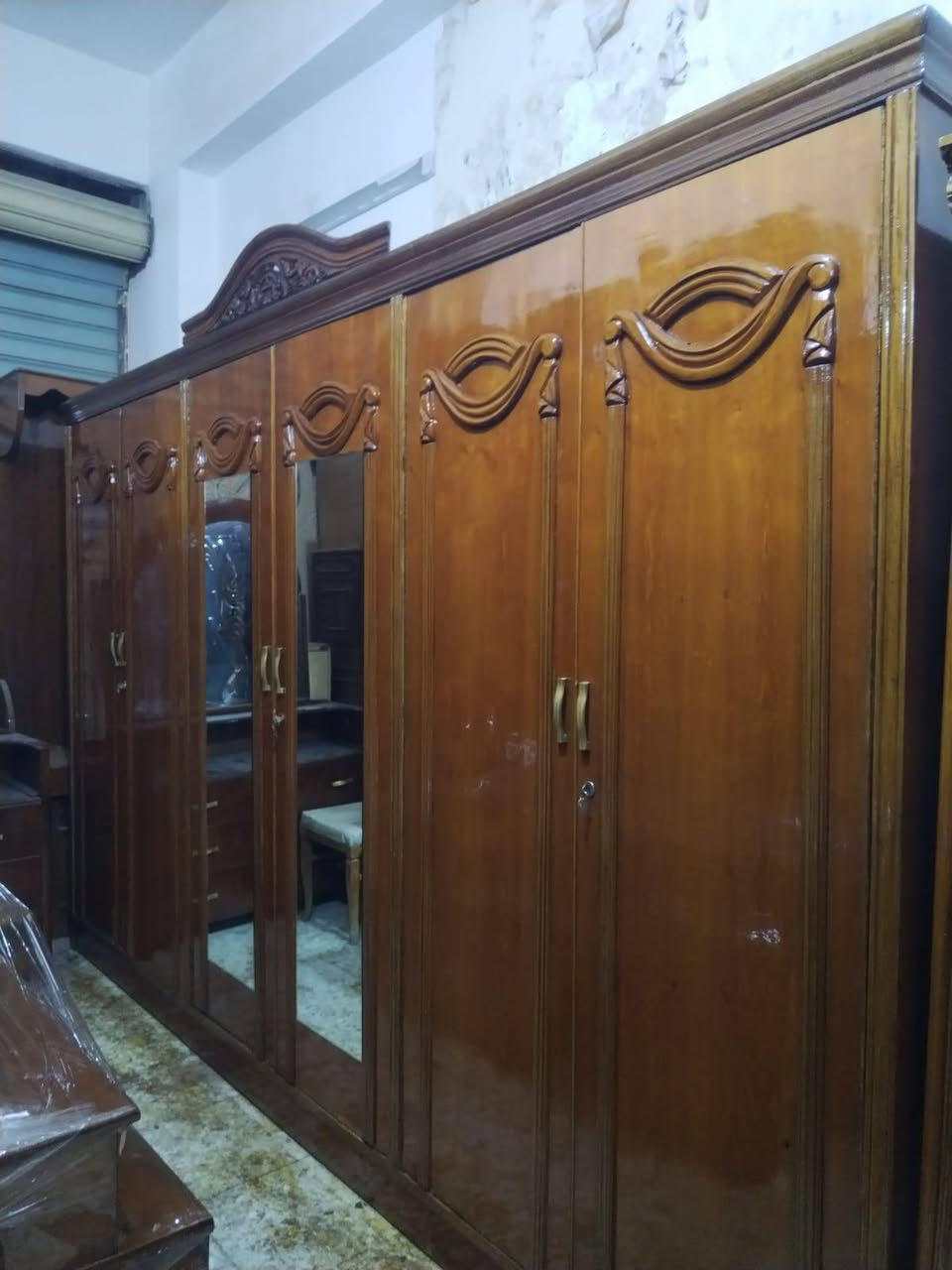 غرفه 6 باب صاج داخل وخارج ضهر جرجوبه شغل درجه اولى مستعمل موديل نقش زان مصرى بغداد الأمين الثانية ***********
