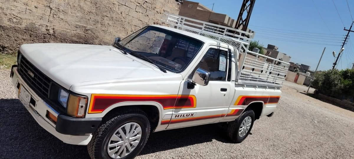 سلام عليكم للبيع بي كاب موديل 85 رقم صلاح الدين مشروع وطني تاني يوم تحويل شرط تحويل وغرامة  كير مكينه شرط صدر دبلات جديد اربع تيرات جديد كهربائيات كامل سياره مابي اي نقص سياره بيه تبريد بدون خياس بدون ضربه سعر 36 شراي يخابر مكان طوز ماجاوب لا تعليق ولا خاص رقم هاتف ***********

