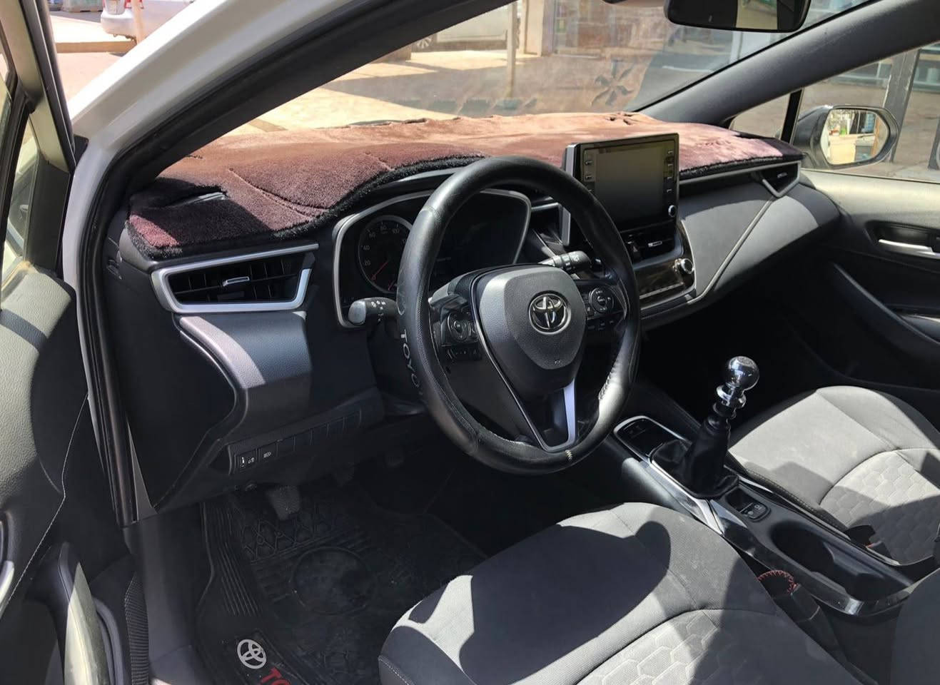 تۆیۆتا کرۆلا 2019 SE ئةمريكى مەکینە ٢٠ 
گێڕ و مەکینە بەشەرت 
بەسمەی گیر عادی  
102 هةزار رۆشتوە 
سەیارەکە هیج لیدراویکی نیە 

سعر : خاڵێک دابنێ لە کۆمێنت بە تایبەت دێت 🤖 

3 جی سارد بچووکی هەیە 
سەیارەکە زۆۆر جوان و پاک و بی مەسروفە 

بۆ زانیاری زیاتر پەیوەندی بە خاوەنی 

***********
