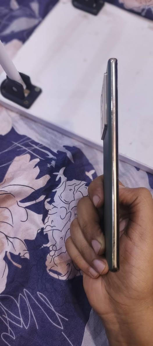 سلام عليكم انفلكس نوت40 برو بلاص  نضيف كلش كامل الملحقات سعر 225
رقمي ***********
