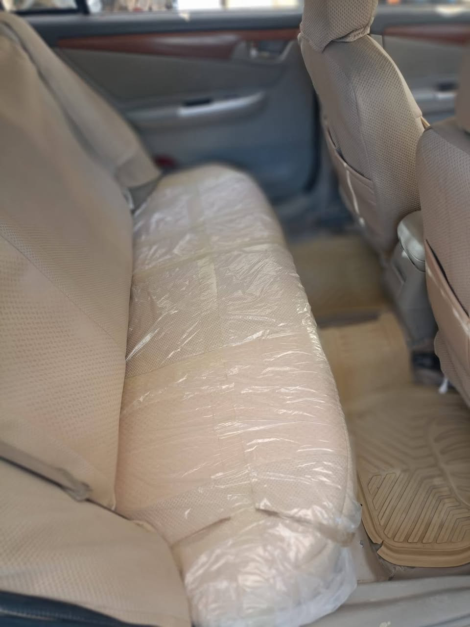 سلام عليكم عندي سيارة ليفان ٦٢٠موديل ٢٠١٣ كيرعادي محرك كورلا تبريد شغال حدادية جديدة طخم تاير رقم ذي قار مكانها ذي قار قظاء النصر انا مكلف بالنشر هذا رقم صاحبها وتواصل وياة ***********
