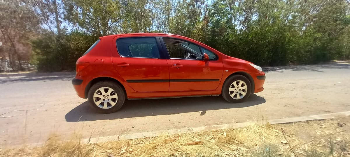 بيجو 307 2006 كلين وضع شركه سياره بشرط بدون حادث بدون صبغ هزه جديد سنويه لل29 مشروع شرط تحويل تبريد شغال ميكانيكيه شرط رقم بغداد مكانه كركوك حساسات شغاله مسجل شاشه كامره باتري مجول تايرات كله جديد سياره مالت بيت (سعر58 بي مجال )
***********
