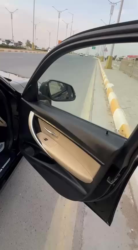 🔥 فرصة مميزة للبيع 🔥
🚗 BMW 320i
📅 موديل 2018
📍 رقم أربيل
📍 الموقع: الأنبار - الرمادي
✨ مواصفات فل كامل:
✔️ محرك توين تيربو قوي واقتصادي
✔️ تشغيل بصمة
✔️ فتحة سقف
✔️ مرايا شفط + إشارات مدمجة
✔️ حساسات أمامية وخلفية
✔️ 3 وضعيات قيادة (Comfort / Sport / Eco)
✔️ كاميرا 360 درجة
🔧 حالة السيارة:
حادث خفيف جداً (دعامية خلفية / صندوق)
جاملغ عكس السايق صبغ تجميلي خفيف بدون دواخل
💎 السيارة نظيفة جداً وعلى الواقع أجمل من الصور
💰 السعر: 19,500 دولار
📉 قابل للتفاوض للجادين
📞 ***********
