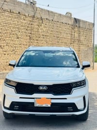 سورنتو ٢٠٢١ • ٦ سلندر • ٧ راكب
