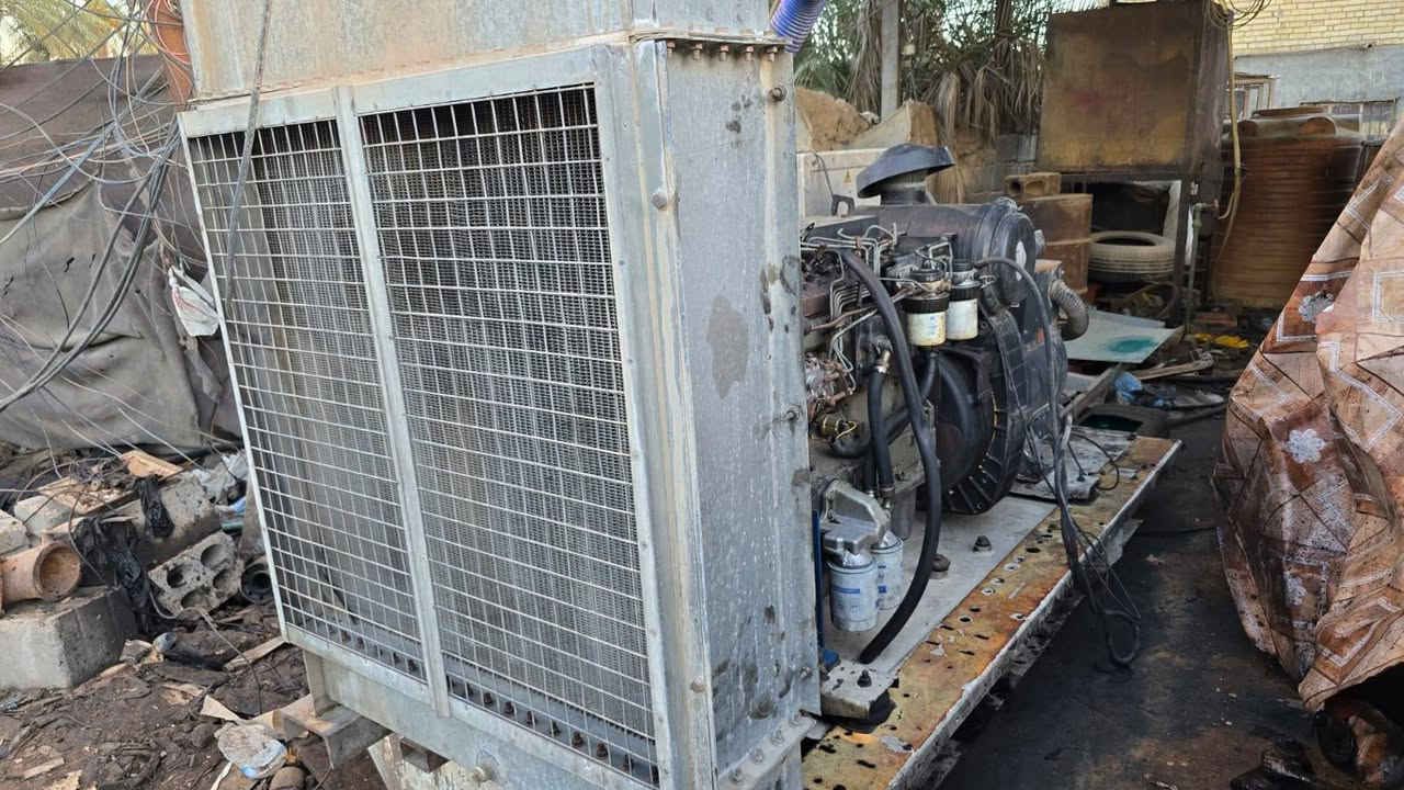 السلام عليكم مولد بيركنز للبيع 100kv انكليزي مجفته راديتر حجم كبير توليد بلادي لاتنقيص ولاتبخير  السعر 55 وبيها مجال مكاني بابل المسيب 
للاستفسار 
***********
