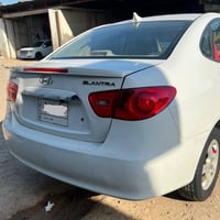 النترا • ٢٠١١ • صبغ خلفي