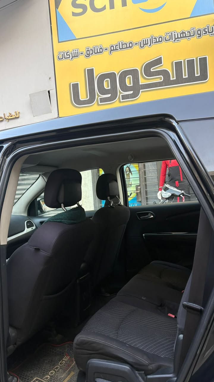 الله يساعدهم  حبايب موديل ١٢  بيه جاملغ وبنيد وباب السايق  وداير الجامبغ الخلفي جاهزه تحويل ثاني يوم بسمي عنواني دوره  بغداد. ***********
