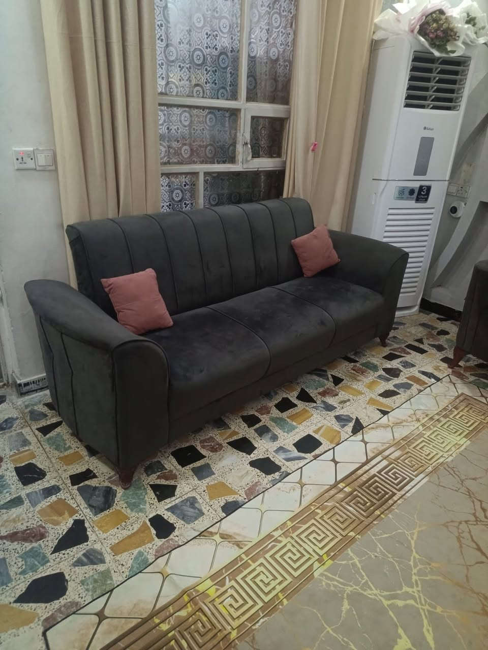 تخم للبيع 8 مقاعد السعر 275 مكاني سريدات


**إذا كنت صاحب هذا الإعلان وتريد حذفه لأي سبب، رجاءا أرسل رسالة إلى الدعم الفني**