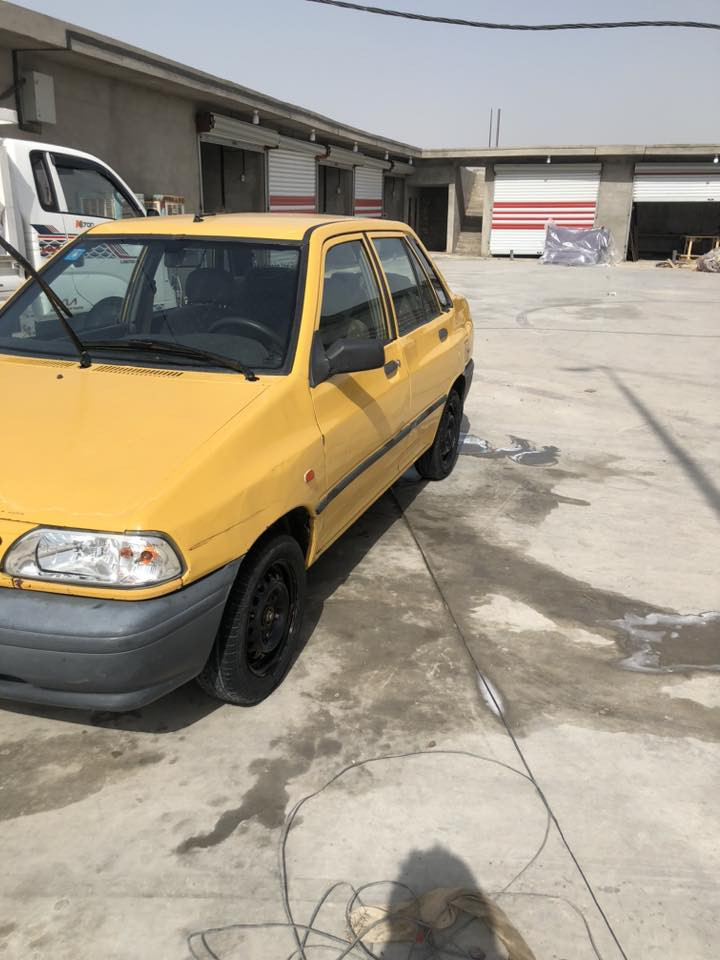 السلام عليكم سايبا موديل ١٢ للبيع صدر ومكينه وكير خير من الله مصفره هيئه وغرامات سنويه ٣١ بيه بس باب الي بصف سايق مبدله ومعمر خياسات السعر ٢٨ وبيه مجال 
مكان بغداد بوب شام 
رقم الهاتف ***********
