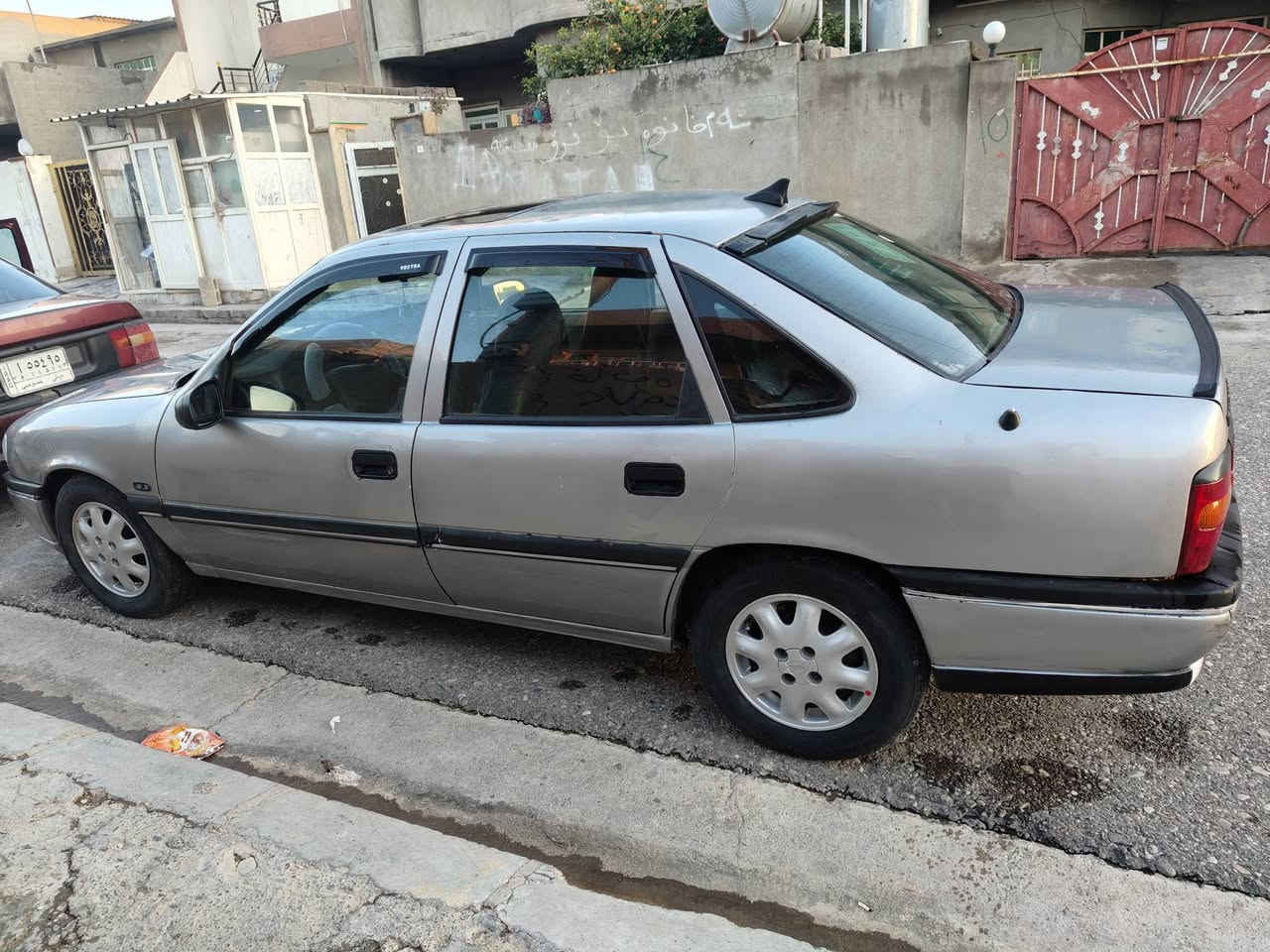 للبيع موديل 93 حجم 20 رقم اربيل كير أوتوماتيك ABS قفل مركزي بلاد تبريد شاشه ايبات كامر كير محرك شرط سعر 42 مجال ***********
