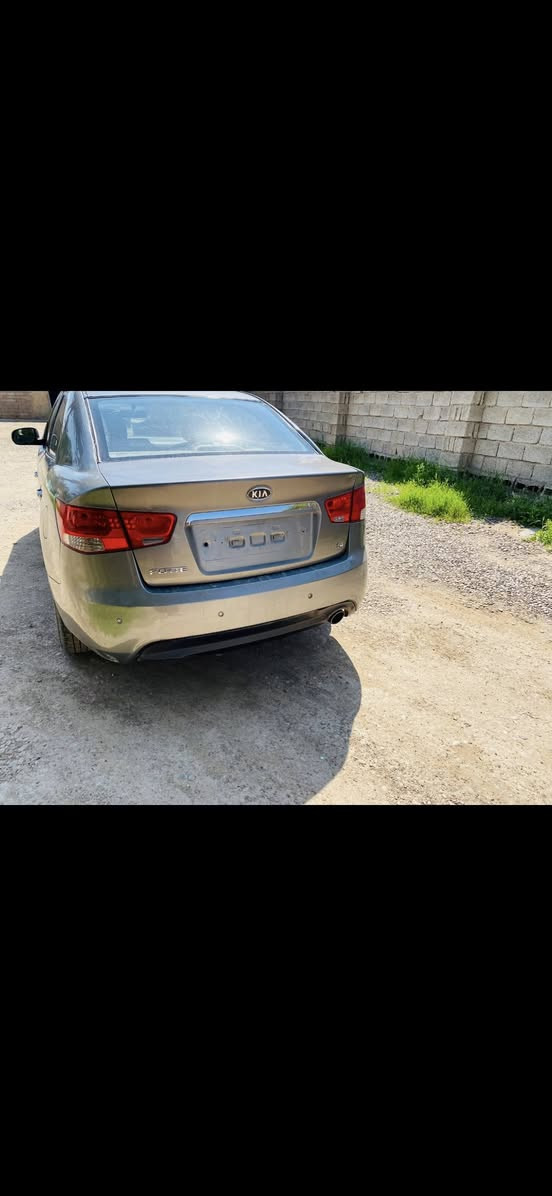 كيا فورتي ادوات للبيع موديل١٢كلها شرط ومحرك ١٦ افانتي المرغوب السعر ٤٢ وبيها مجال ويرهم مراوس مع ادوات حسب القناعه ولاتراسل شراي اتصل***********
