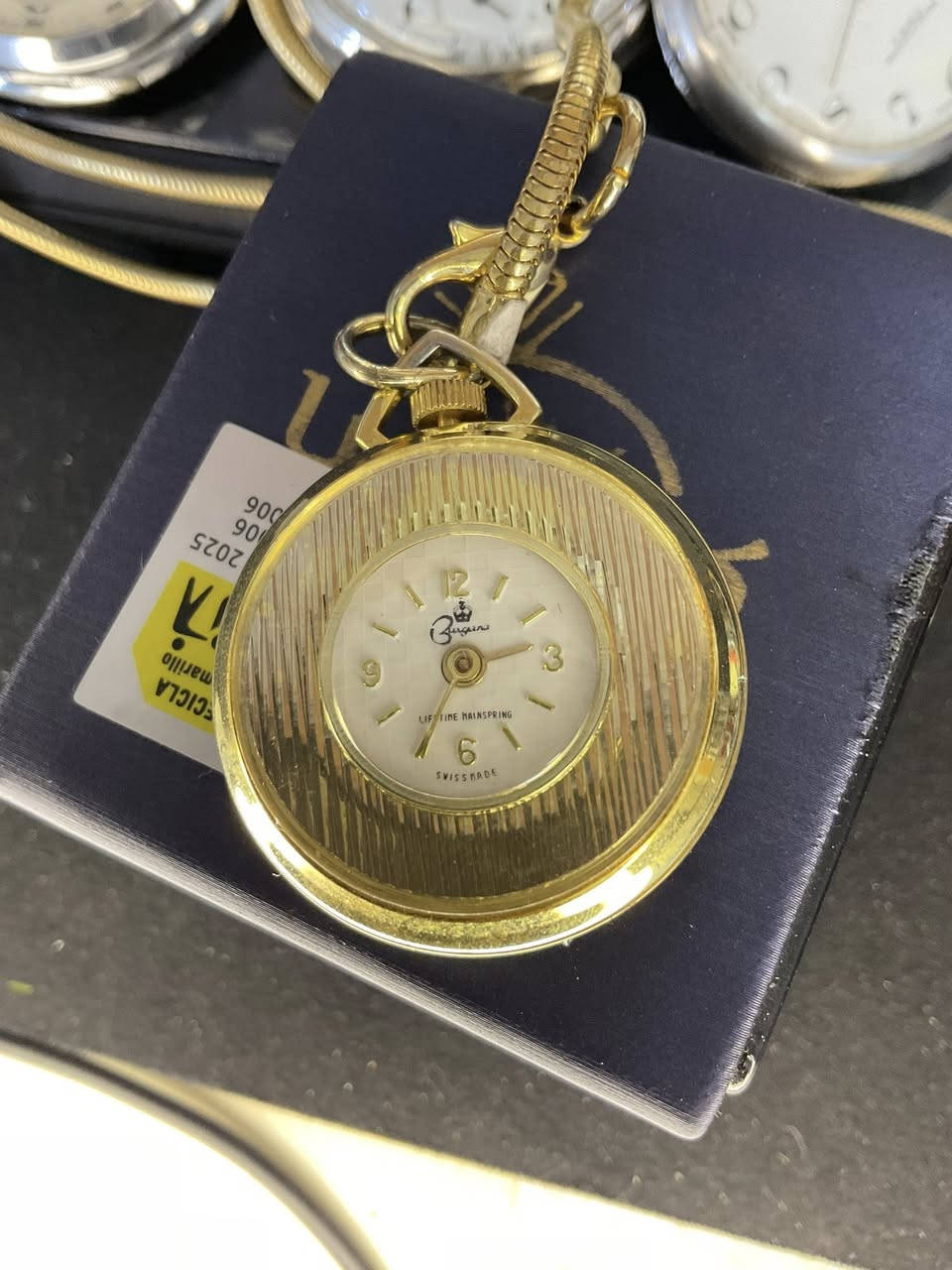 اربع ساعات جيب نصب تكويك 3 سويسري 1 امريكي السعر225 شامل التوصيل


**إذا كنت صاحب هذا الإعلان وتريد حذفه لأي سبب، رجاءا أرسل رسالة إلى الدعم الفني**