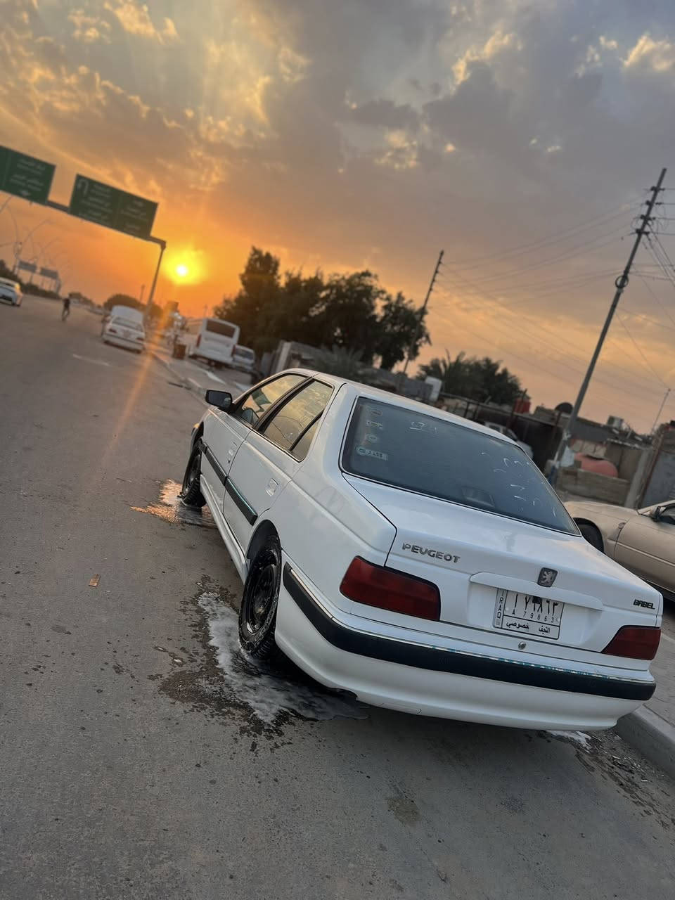 اسلام عليكم سياره بيجو بارص مديل 21كفاله عامه ماعده 
تصليح بالحلال الخلفي بصيط جدن موجوده بالبصره
رقم نجف
السعر 65
ملاحضة السيارة استقطاع مباشر هاي السنة تصير حره
حداديه جاهزة تخم تاير جديد تبريد يخبل ماشاءالله 
سيارة جاهزة كلش ماتصرف عليها ربع
***********
