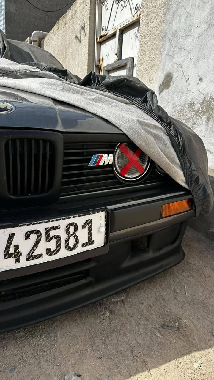 سلام عليكم
السعر 48وبيهة  مجال بسيط 

بي ام للبيع زعره كير و مكينه حاويه 28 صقر فانوص 

مديل 90 رقم انبار  

سياره مكفوله من الضربه و الخياس فقط

صبغ عام   

سياره ما بيهة نقص كامله كله جديد 

تخم تاير جديد حداديه جديده

مكاني ميسان العماره 

***********
