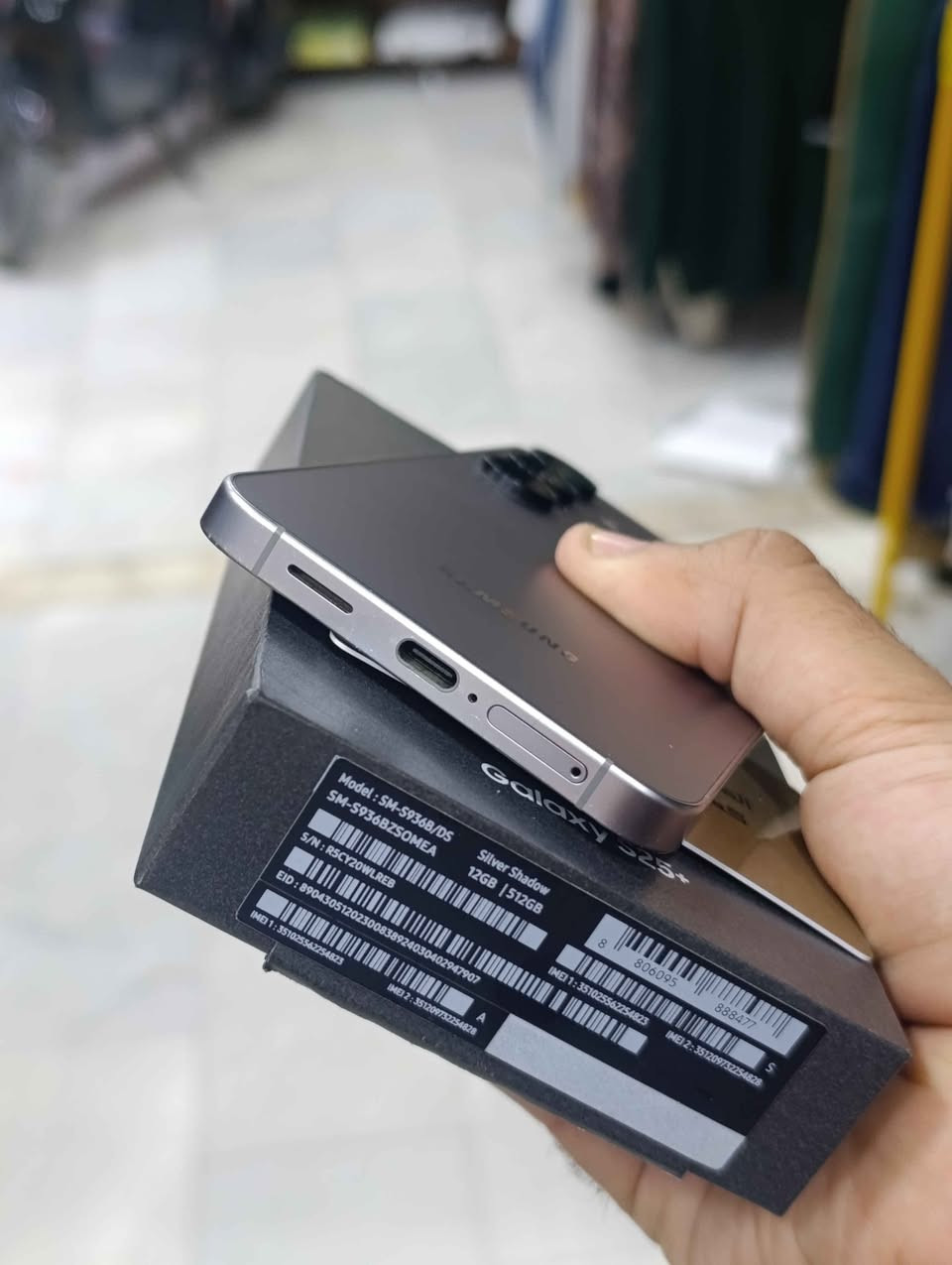 يارزاق
 متاح سامسونج S25+ بلاص
ذاكرة 512/12 
ملحقات كامله وكالة
نظافة 100%

 السعر  990
 *********** 
***********
 مكاني طويريج يتوفر توصيل بابل كربلاء الهندية, كربلاء
