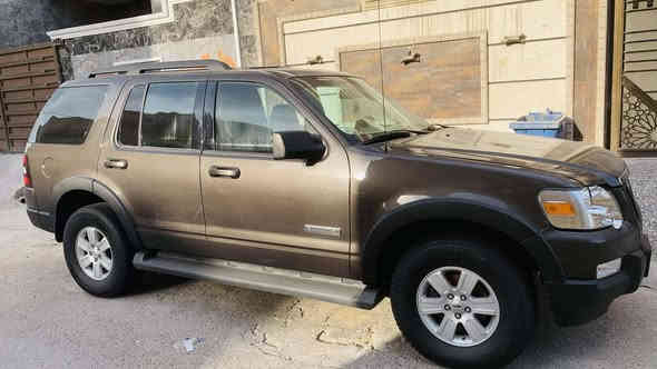 السلام عليكم فورد اكس بلور 2007 خمسه راكب السياره ابسمي سنويه ل 2030 هزه قبل شهر رقم اربيل تحويل مباشر او تريد وكاله حسب رغبت المشتري مكينه 4000 اربع الاف السياره صدر امامي خلفي جديد تخم تاير جديد تبريد ثلج كير مكينه مكفولات خير من الله مكفوله من الصبغ والضربه  عنواني بغداد الامينن
***********
