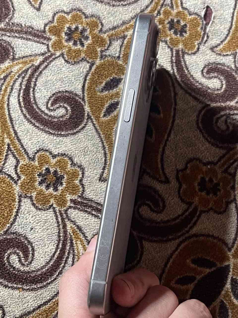 السلام عليكم ورحمة الله ايفون 15 برو ماكس جهاز مبدل قطع اصلية من ابل بطاري وكامرة ذاكرة 256 بطاري 89 الجهاز رايدة ب750 مكاني بغداد العبيدي رقم ***********
