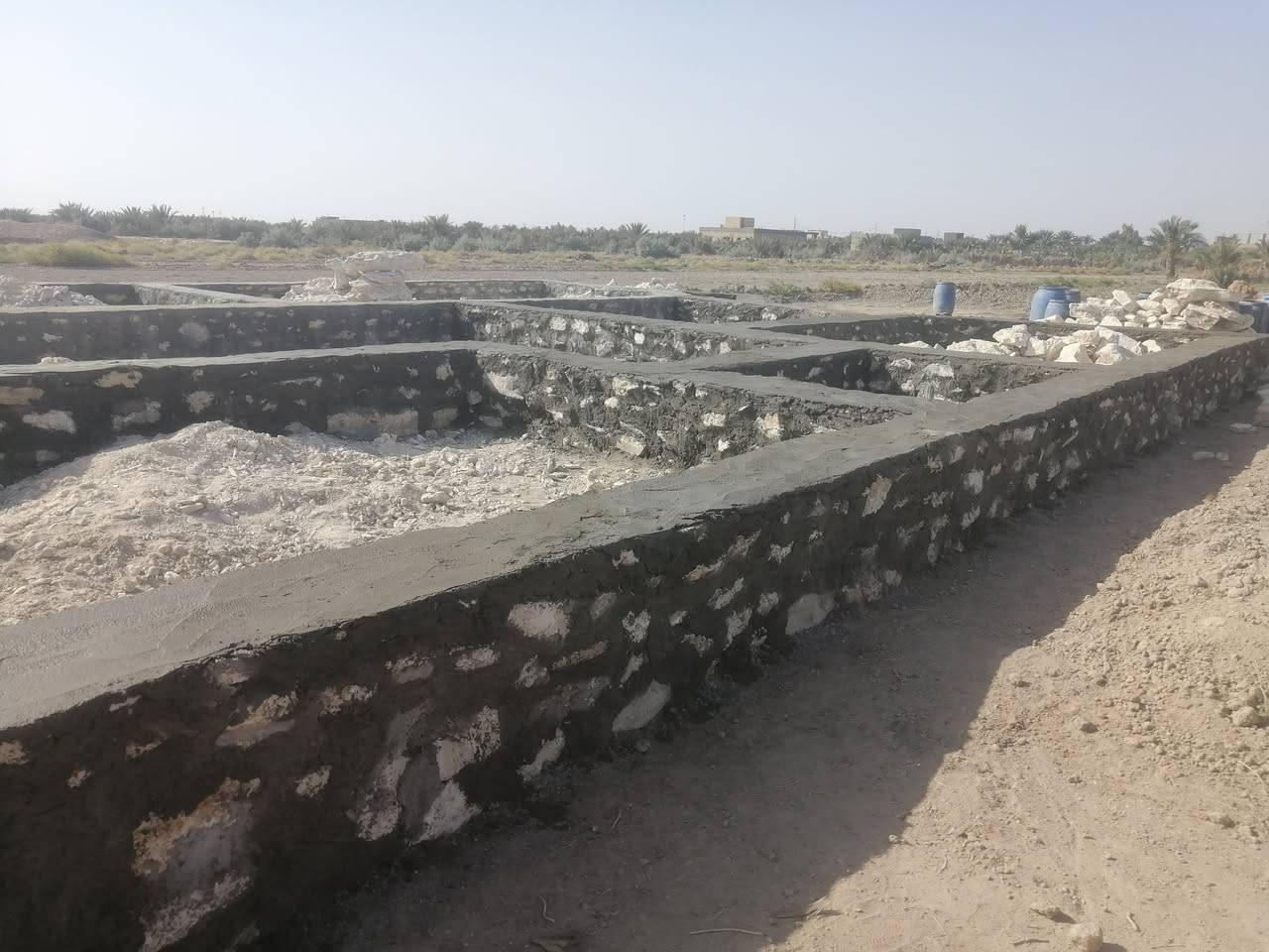 شقل حسب الطلب بشراف عباس ال مري تلفون *********** البناء حجر الأساس
