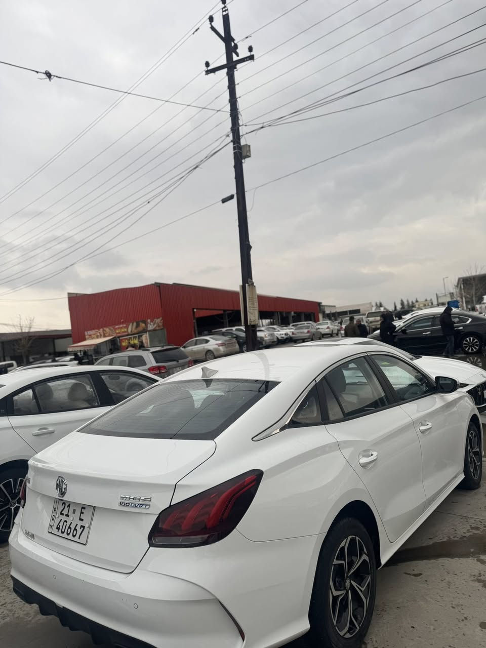 ئێمجی جیتی 
2024 
فول مواسەفات سڵاید
20 هەزار ڕۆشتوە 
یەک پەڵە پیدی ئاڕی هەیە 
سۆنەرم داناوە 
گێڕو مەکینەی بەشەرت 
سعر 115 گەڵا 
***********
