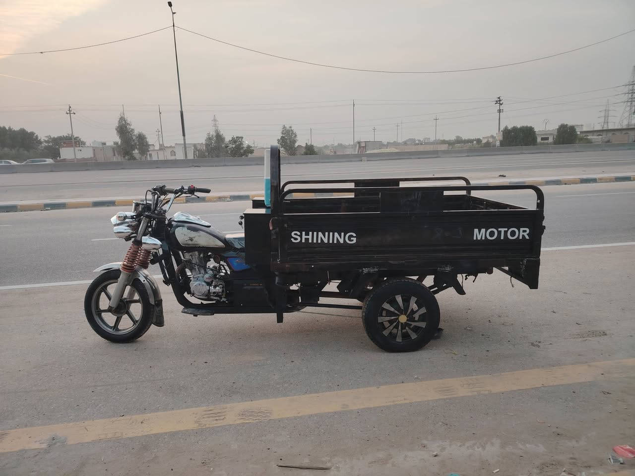 سلام عليكم ستوته للبيع مديل 2015 أوراق بسمي كبل للوكيل مكينه 25 مامفتوح برقي بيهه مكفوله ركبه أو مكينه وشاصي كفاله عامه تخم تايرات جدد ويل كب اكسن جديد كهربأيات كله جديد نكره سلف ستوته جاهزه ماذب عليه ربع سعر سعر 1100 للتصال ***********
