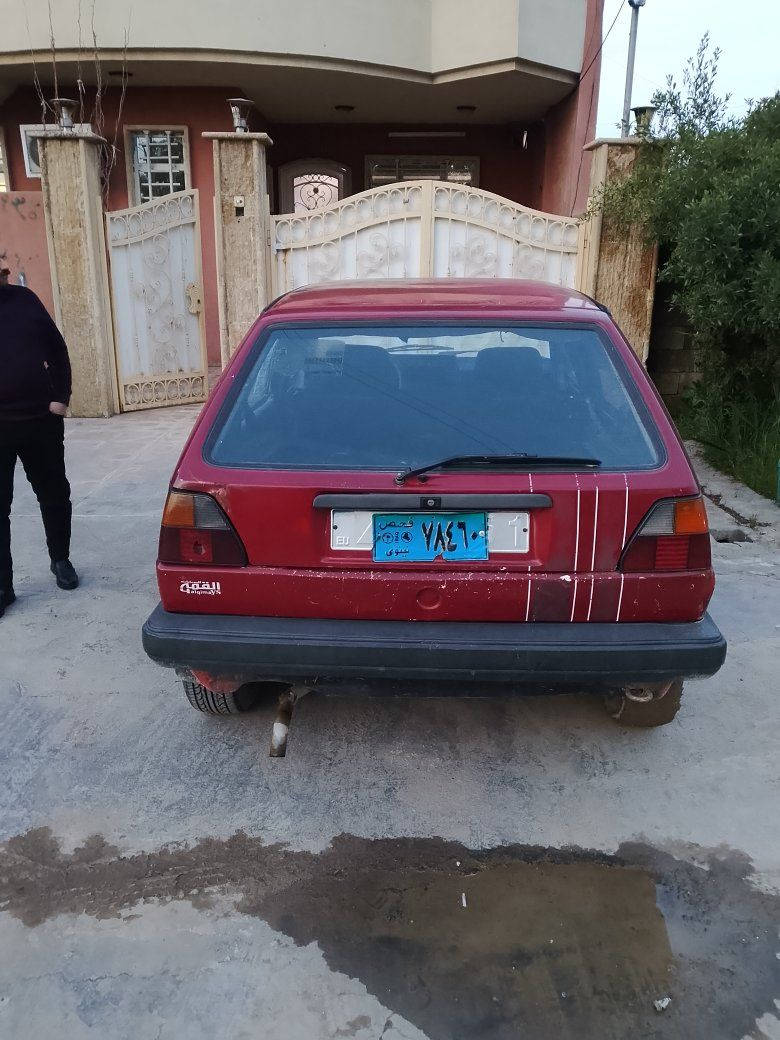 سيارة كولف موديل 91 شرعيها بلموصل شرط مكاتبه وتحويل كير شرط المحرك بي صرف صبغ احزام 
السعر 17 وبيها مجال ***********
