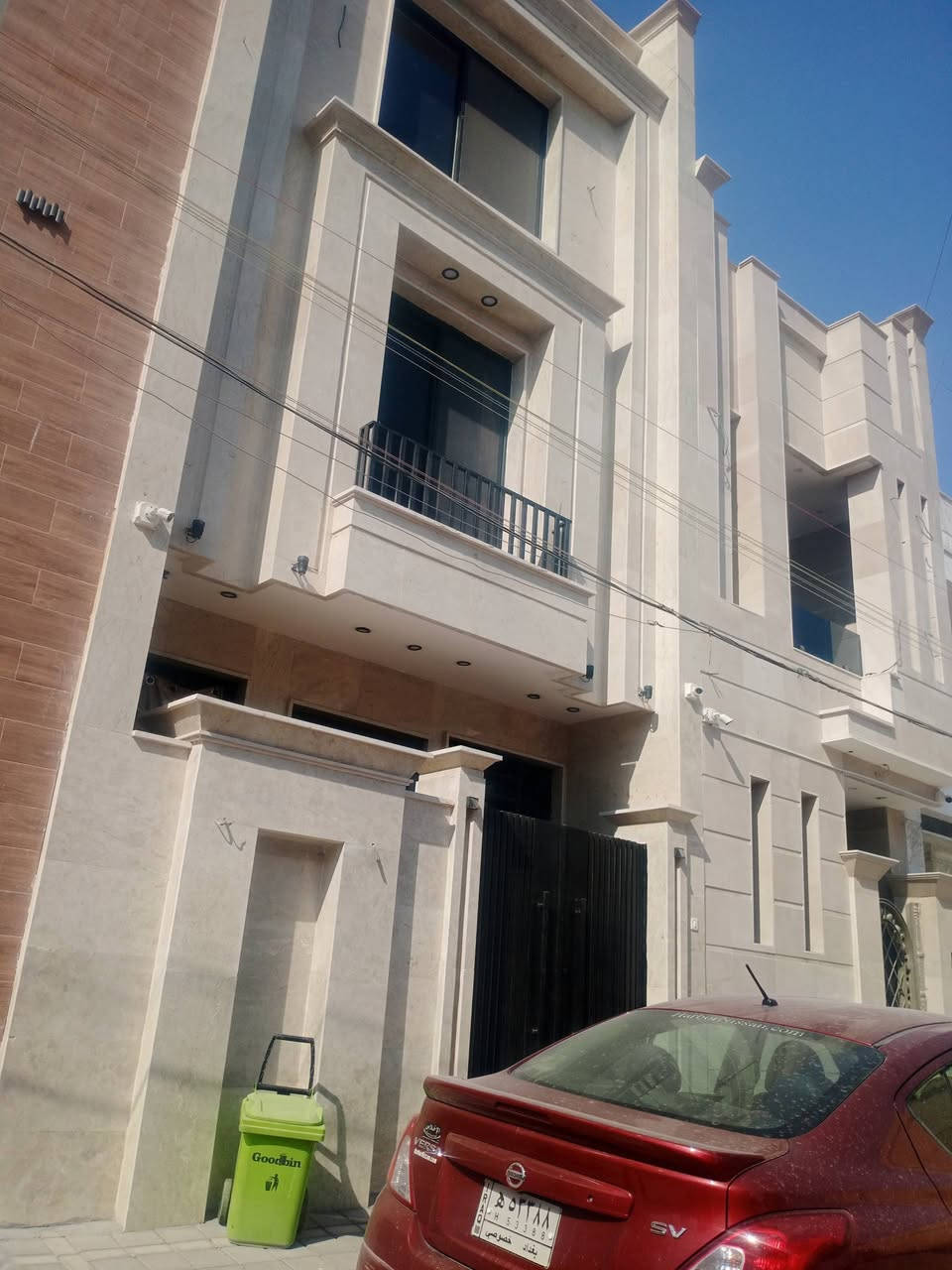 جانب من اعمالنا تغليف واجهه مرمر سيسيليا في بغداد الضباط 
ابو ياسر 
***********
