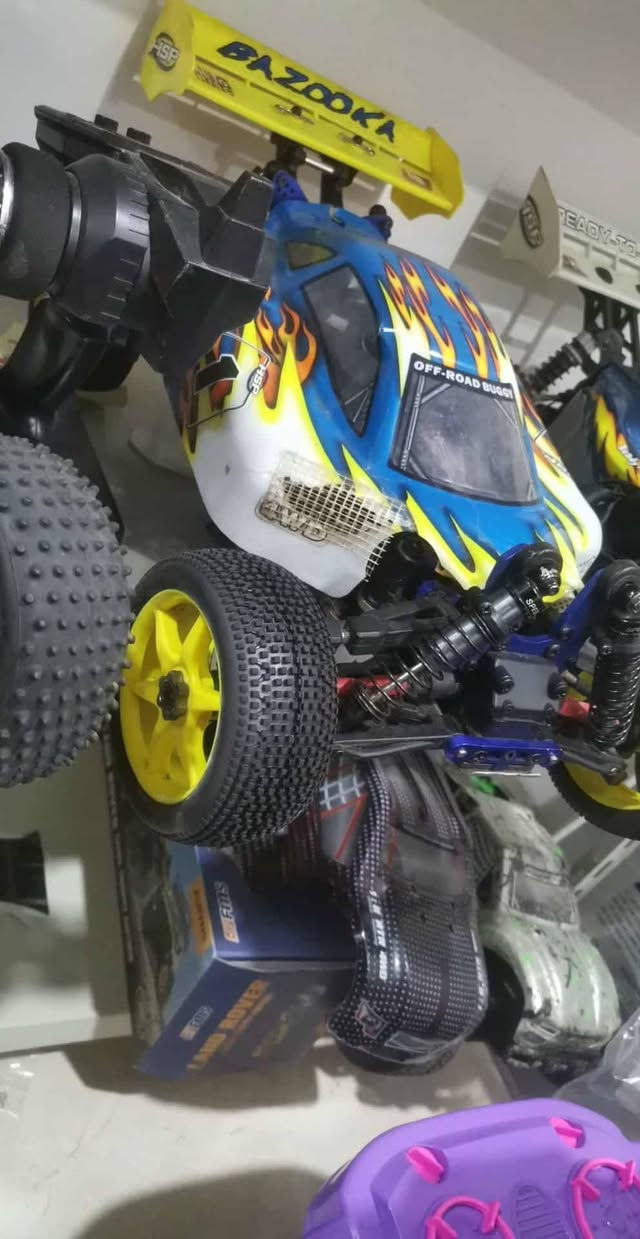 ماشاللە سیارە کلش قویە حجم 1:10 کبیر سرعە مالتها 110km  سعر کلش مناسب سعر فی وقع تقریب420الف بس هذا سعر کلش مناسب ورخیص


**إذا كنت صاحب هذا الإعلان وتريد حذفه لأي سبب، رجاءا أرسل رسالة إلى الدعم الفني**