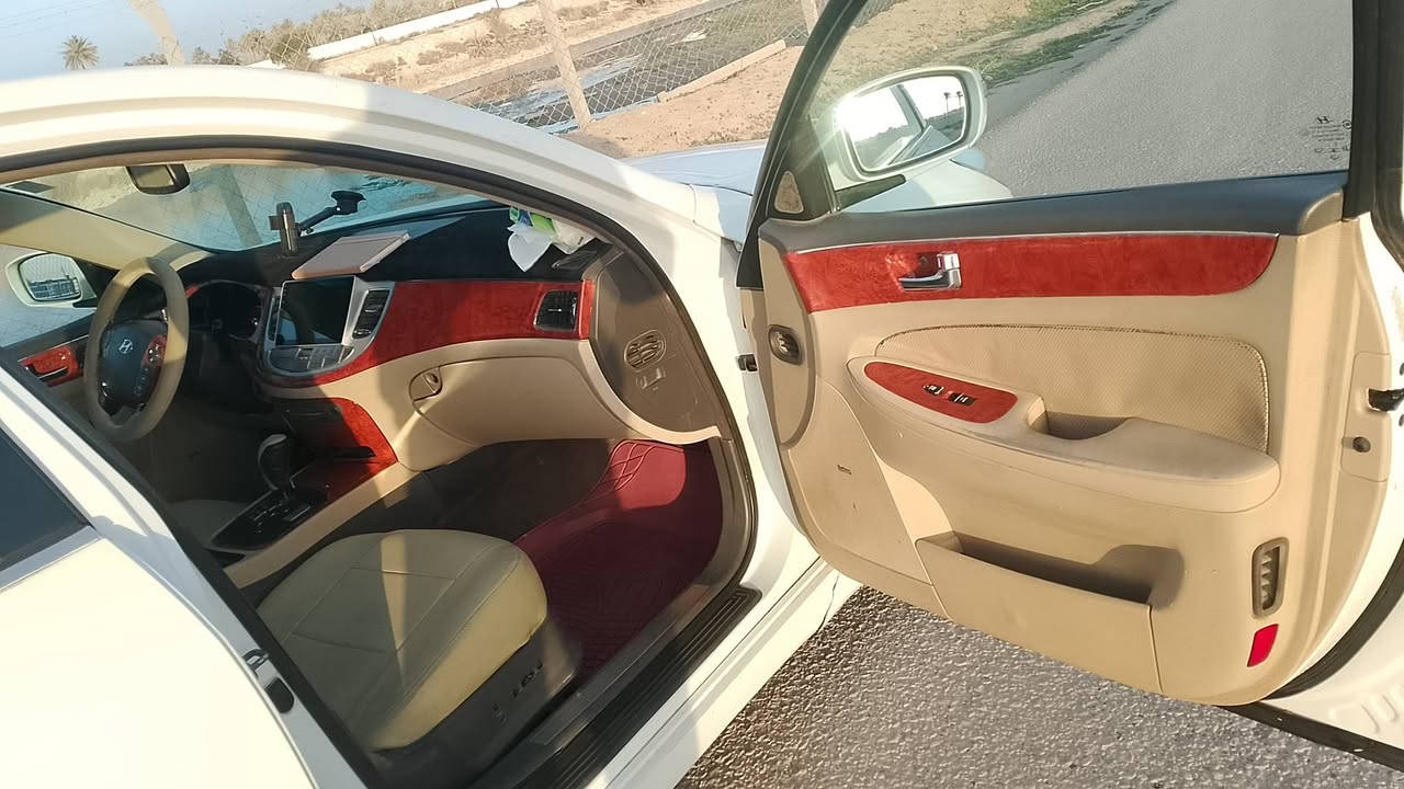 السلام عليكم
جنسسز 2009 بغداد بأسمي رقم انكليزي فول مواصفات فتحه/ بصمه/ كشنات تدفئه كهربائي /تدفئه تبريد فول /برده خلفيه ذاتيه ع الرجوع/حاكيه /مرايه ليزريه /مثبت سرعه/سستم صوت كامل مع امبليفاير حجم كبير فوول نقاوه /مكينه 6سلندر مكفوله /حداديه جديده / السياره مال جناي ماعايزه كلشي عليهه ادامه عامه ترايك للحبشه وين مايعجبك 
مصبوغه حزام 
بيهه ظربه بالجاملغ الخلفي عكس السائق بدون دواخل 
سعرهه 110وبيهه مجال مكاني ديوانيه قضاء الشاميه 
***********
