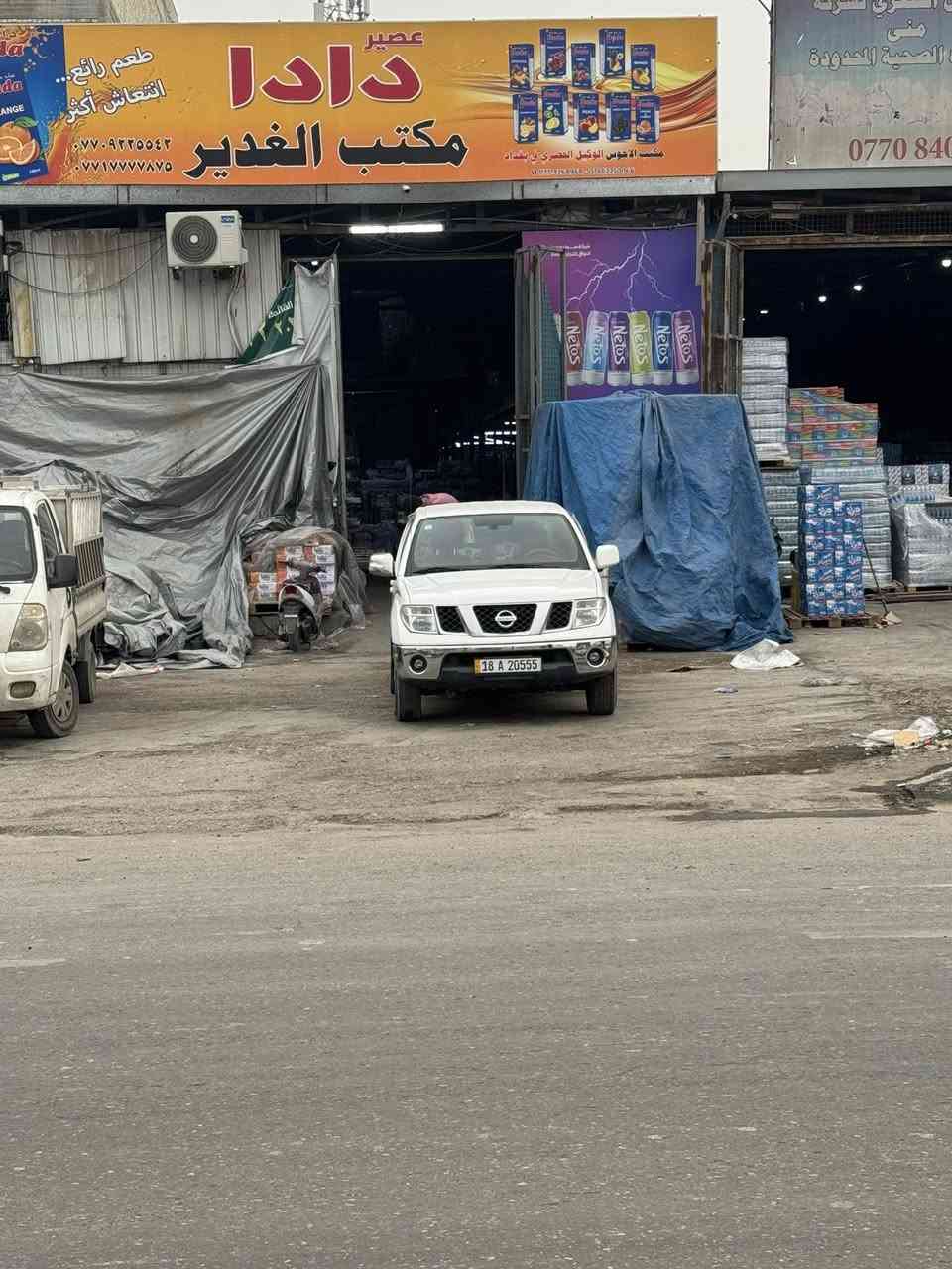 نيسان نيفاره 2010
كير وتماتيك 
السعر 115
سياره كامله اي نقص مابيهة
***********
