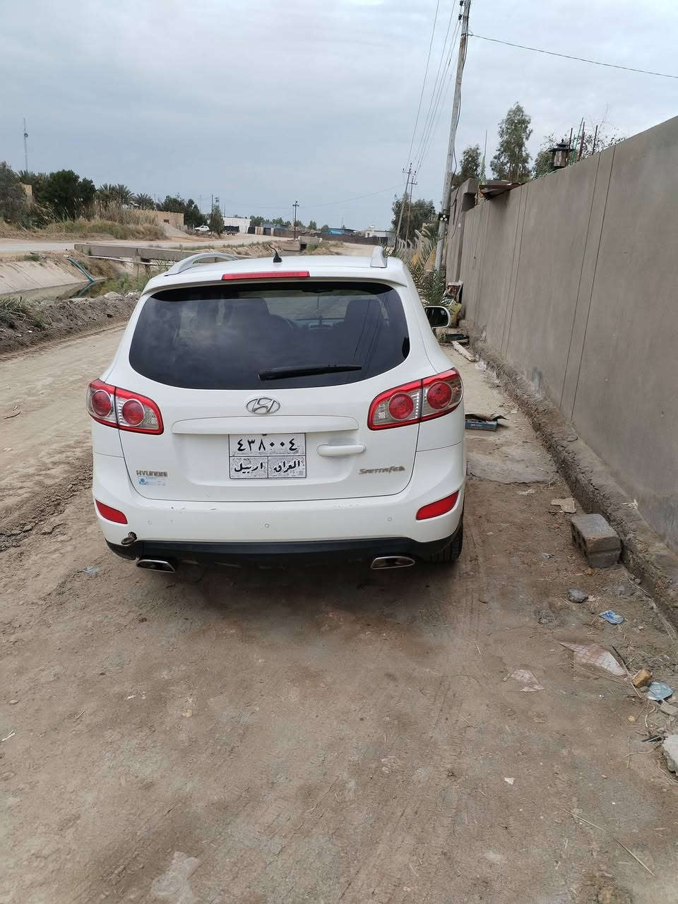 السلام عليكم سنتافي 10 محرك 4 سلندر السياره نظيفه بيها بارد خشم الجمالغ الامامي  كد شبر سنويه منتهيه مكانها ديوانية مركز المدينة ***********.
