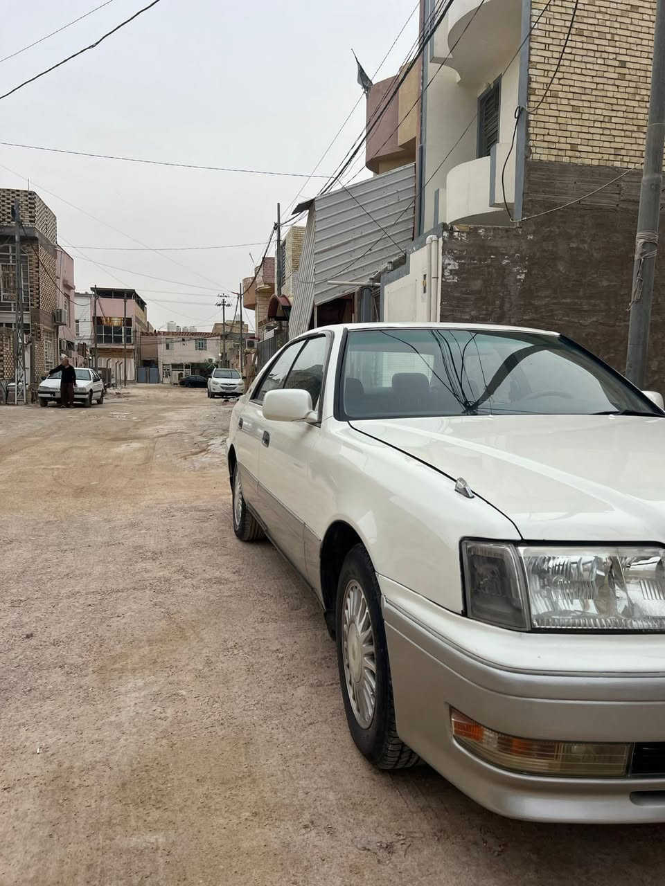 راس الثور رقم تأميم صدامي سنويه باسمي موديل 2000 فول مواصفات1/1 مكفول كفاله عامه من ضربه وصبغ مفحوصه قرار ١٠٢ باقي على دفع الكمرك سياره جاهزه السعر ٥٠ العنوان نجف الاشرف 
***********
