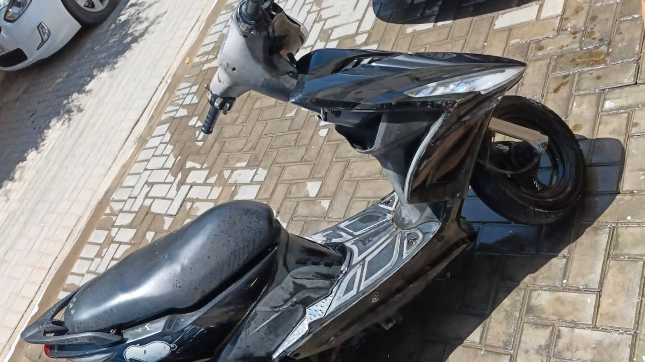 لسلام عليكم ماكس للبيع مكينه مكفوله ضفيره مكفوله من الزلغ كفرات شلع مختمه ولمكينه ختم واحد من لرمبه شلعه ومعدل خير من الله معدلهه ١١٠ نضافة الكفرات ٨٠ بلميه وبيه نقص فقط ستان خلفي وكلوب امامي مكينته أحسن من لرمبه نعومه ونضافه سعرهه ٦٥٠ (هذا رقمي ***********
مكاني بغداد السيديه
