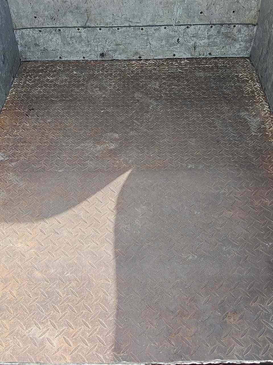 السلام عليكم ستوتة للبيع
موديل 2017 محرك 2021 شرط وايرامنه يرادلها شاصي شرط اكسن شرط سعرها 800 وبيها مجال مامتواجد عل فيس اتصل/***********كورك
‏‪***********‬‏اسيا
