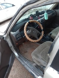 نيسان سنه 92 موديل سياره رقم بغداد انجليزي صاحبها موجود باسمي ترى مراو...