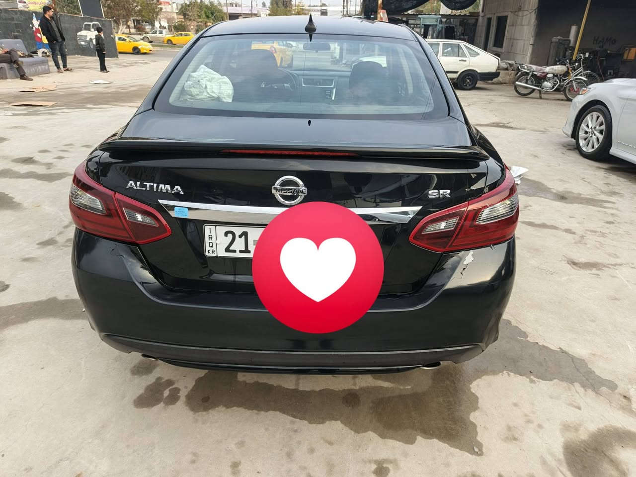 للبيع التيما أسود 2017بي قطعتين وسوني موجود وسياره صاحب شرعي موجود شرط تحويل عنوان كركوك واتساب ***********
