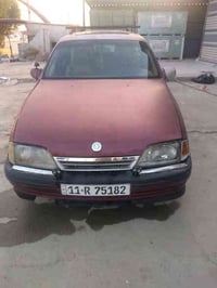 اوبل اوميكا للبيع السياره جاهزه من ناحيه الكير المكينه ولكشر شوفت عينك...