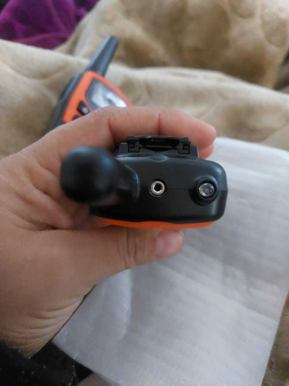 لاسلكي قطعتين مدا الاتصال 8كيلو متر السعر ١٥ الف توصيل محافظات ٥ الاف


**إذا كنت صاحب هذا الإعلان وتريد حذفه لأي سبب، رجاءا أرسل رسالة إلى الدعم الفني**