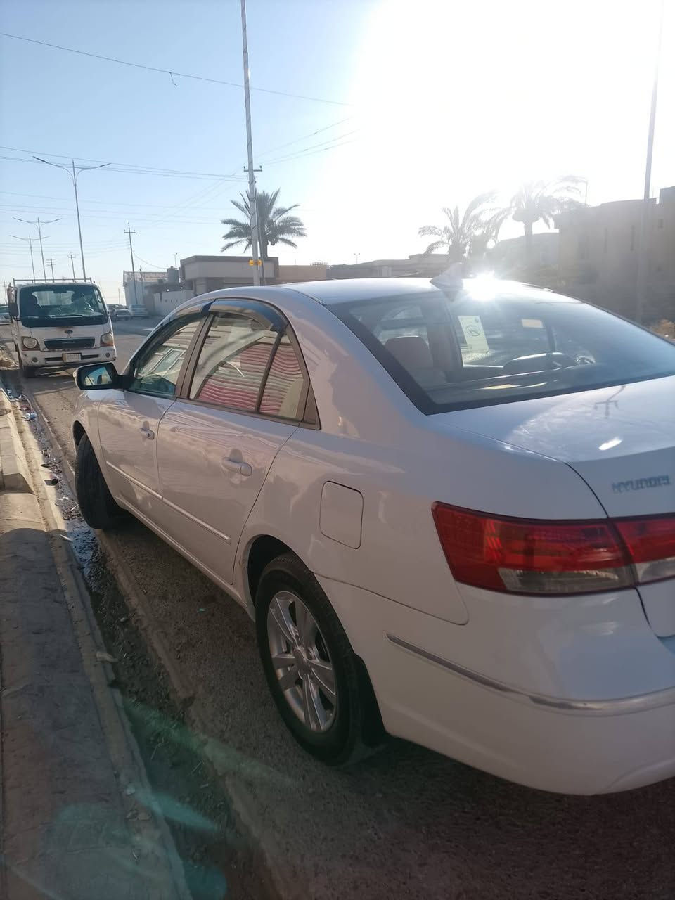 السلام عليكم سوناتا للبيع محرك 2000
خليجي 
سياره جديده حيل 

ارقام وسنويه جديده 
***********
