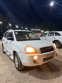 توسان 2009 خليجي  كفالة عامة السيارة من الصبغ  عدى الدعاميات والسونار ...