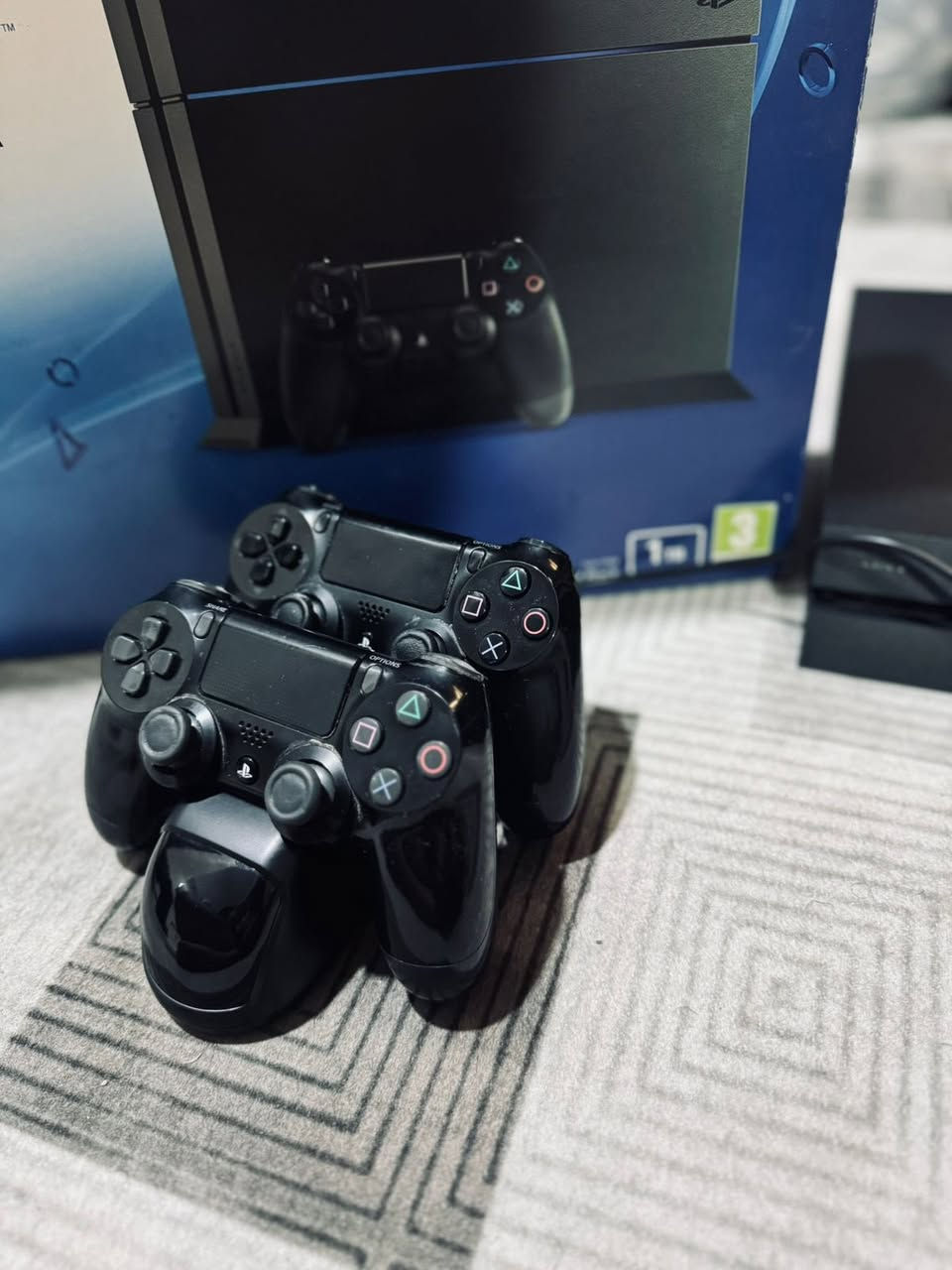 بلي فور فات نضيف جدا  بي ثنين يدات
مكاني بصرة اربع شوارع 
سعر ١٧٠ 
رقمي ***********
