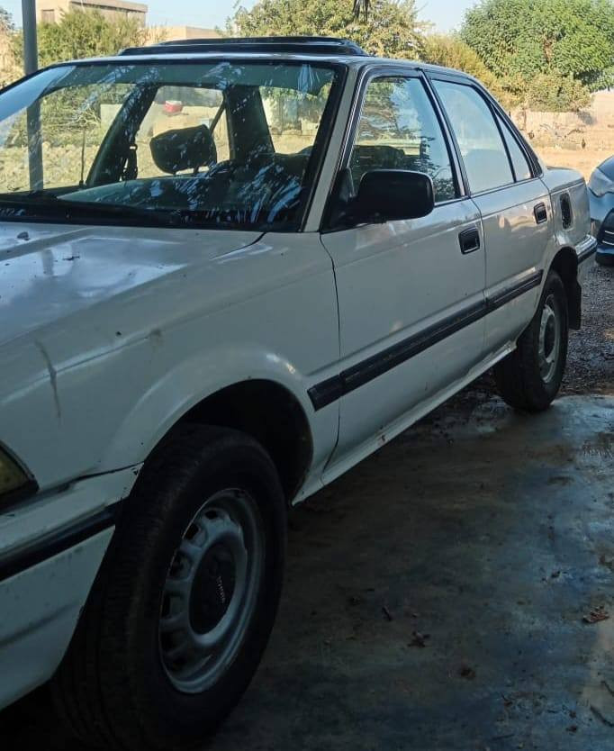 كورلا موديل ١٩٩٠ رقم صلاح الدين الأماني بسمي السعر 50 وبيها مجال كير محرك شرط رقم الموبايل ***********
