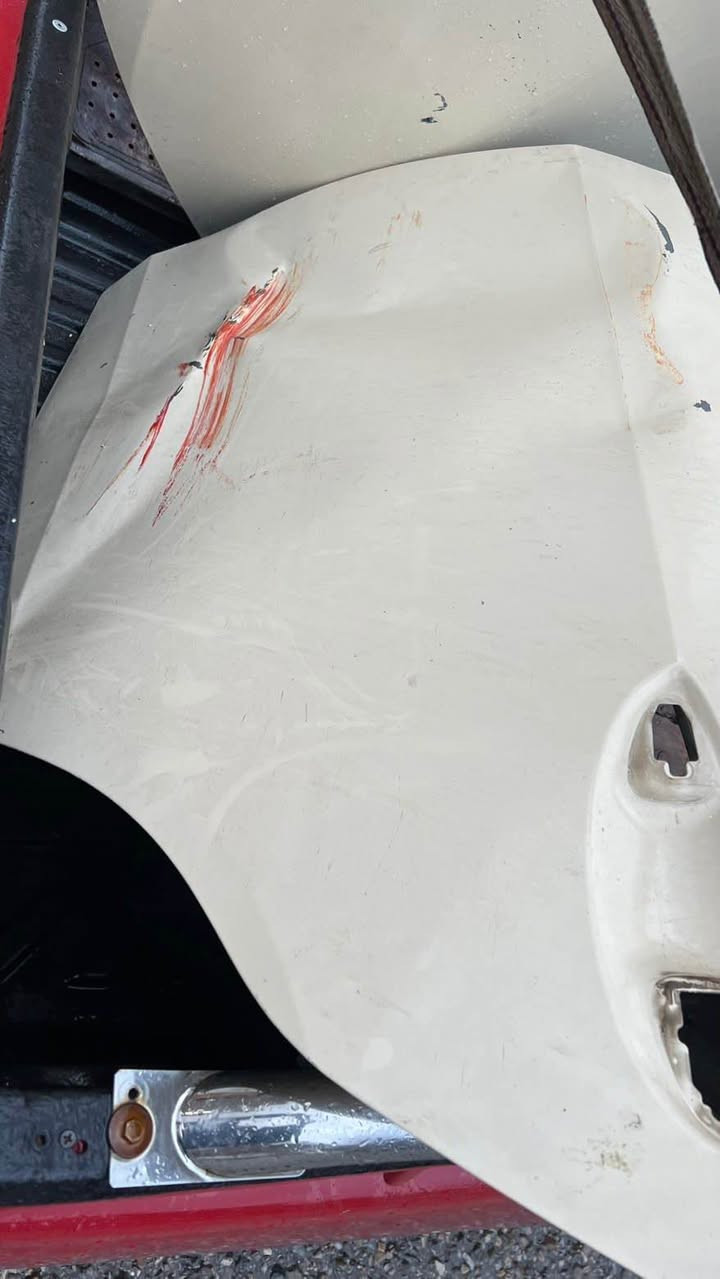 سڵاوتان لێبێت ئەم ئەشیایانە بەردەستە ئی کرۆلا ٢٠١٤ شکڵ گۆڕاو دەرگای دوای سایەق بیلاد بۆنیت ئەلوان ٣ لایت ٢ دانەی بیلاد ١ دانەی تیجاری ١عەتەر السليمانية, العراق


**إذا كنت صاحب هذا الإعلان وتريد حذفه لأي سبب، رجاءا أرسل رسالة إلى الدعم الفني**