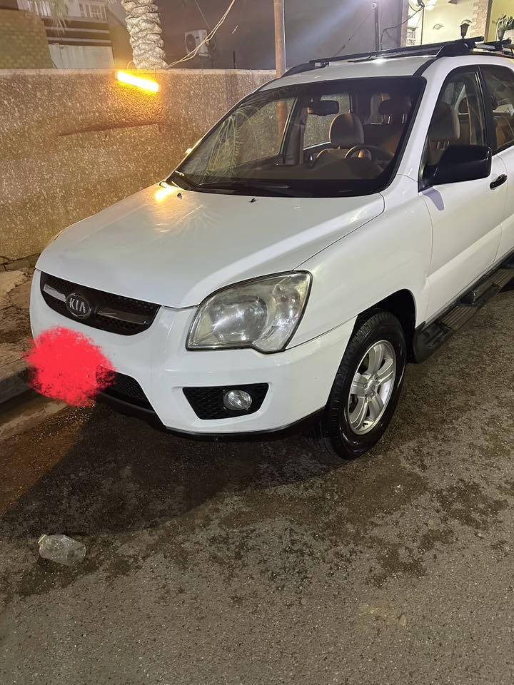 سلام عليكم من رخصة الادمن الطيب 
سبورتج 2010 
اللون ابيض
نص مواصفات
داخل بيجي
سيارة حلوة ونضيفة
داخل نضيف جدا
تايرات جديدة
كير محرك نضيفات
صبغ نص باب خلفية جهة الصدر اثر طخة بسيطة بدون دواخل
ماشية 245 الف 
رقمهة بغداد صدامي
***********
للاستفسار الاتصال واتساب فقط مفتوح
السعر 120 ورقة بيهة مجال بسيط حك الجية
