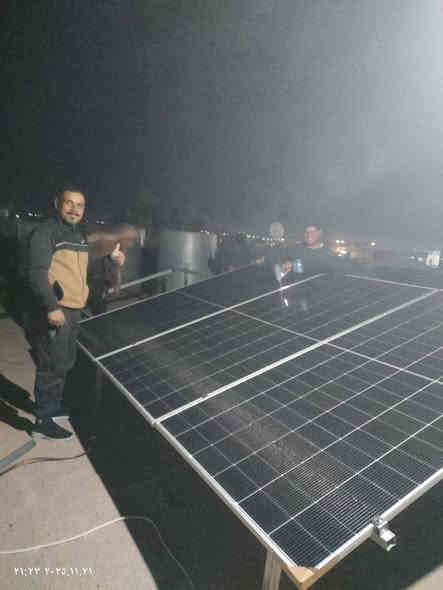 السلام عليكم
🟢 منضومة من عروض شركة الحجاب 

في مساء هذا اليوم 11/21

✅🌟تم تنصيبها للأخ (رجب الناعم )
 في الفياض📍 

              ⚡بقدرة ⚡

17-امبير نهاري ☀️
17_ امبير ليلي 🌙

✅ تظمنت المنظومة الشمسية 🔆
 
8_ألواح من شركة لونجي 620 واط 
 بقدرة توليد ⚡(2.5امبير) (مؤسسة)   
 بظمان ١٥ سنة ✅
 
2_ بطارية ليثيوم من شركة (SRNE) 17كيلو واط بقدرة توليد⚡17امبير لمدة ٥ساعات ⏱️ 🛑 
بظمان 5 سنوات ✅

3 _انفيرتر من شركة (كرواط) بقوة 6كيلو 🟢
بظمان 2سنة✅

☀️نقدملك هذة المنظومة مع صيانة 🛠️مجانية لمدة سنة
وظمانات حقيقية 

________________________________________
_________________________________________

🔴نعمل ليلا 🌙 مع نهار،☀️

✅غايتنا أرظاء زبائننا  الكرام ومواعيدنا معهم ⚡✅

🎉حياكم الله في شركة الحجاب للطاقة الشمسية 🎉

الهاتف للأستفسار
 
*********** الاستاذ فرحان

العنوان_الشرقاط_اسديرة_الفياض
