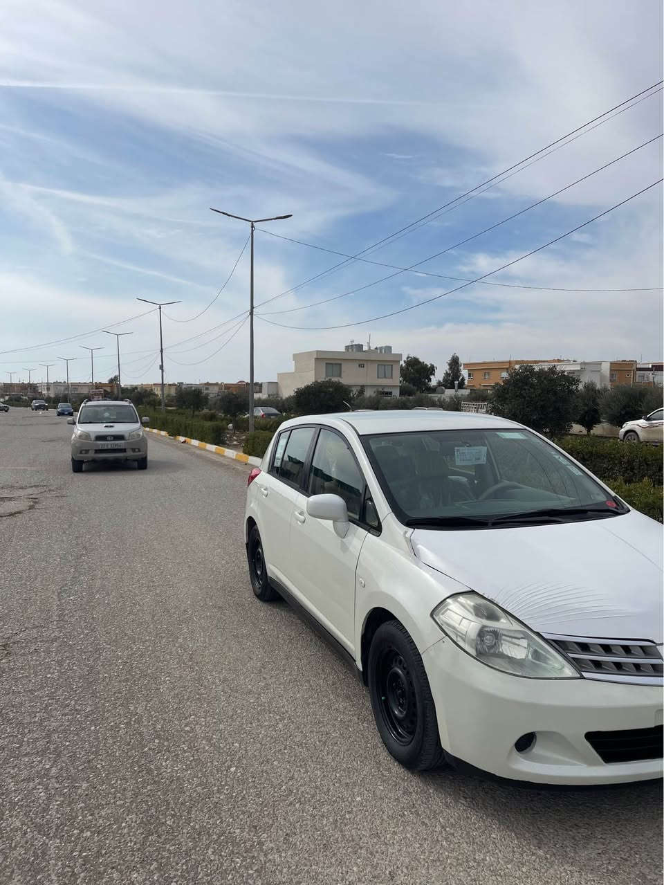 نيسان تيدا لؤفرؤشتنه
مؤديل 2010سياريكي زؤر جوانه
خاوينه يه ك ديناري مه سرف تي دانيه ئه كه رموشتري ني ته له فؤن مه كه زماري موبيل
***********ناو نيشان هه ولير /كوره ك / واتسائپ/ڤيبه ر 
سعري 97 وره قه مه جه ل أربيل, العراق
