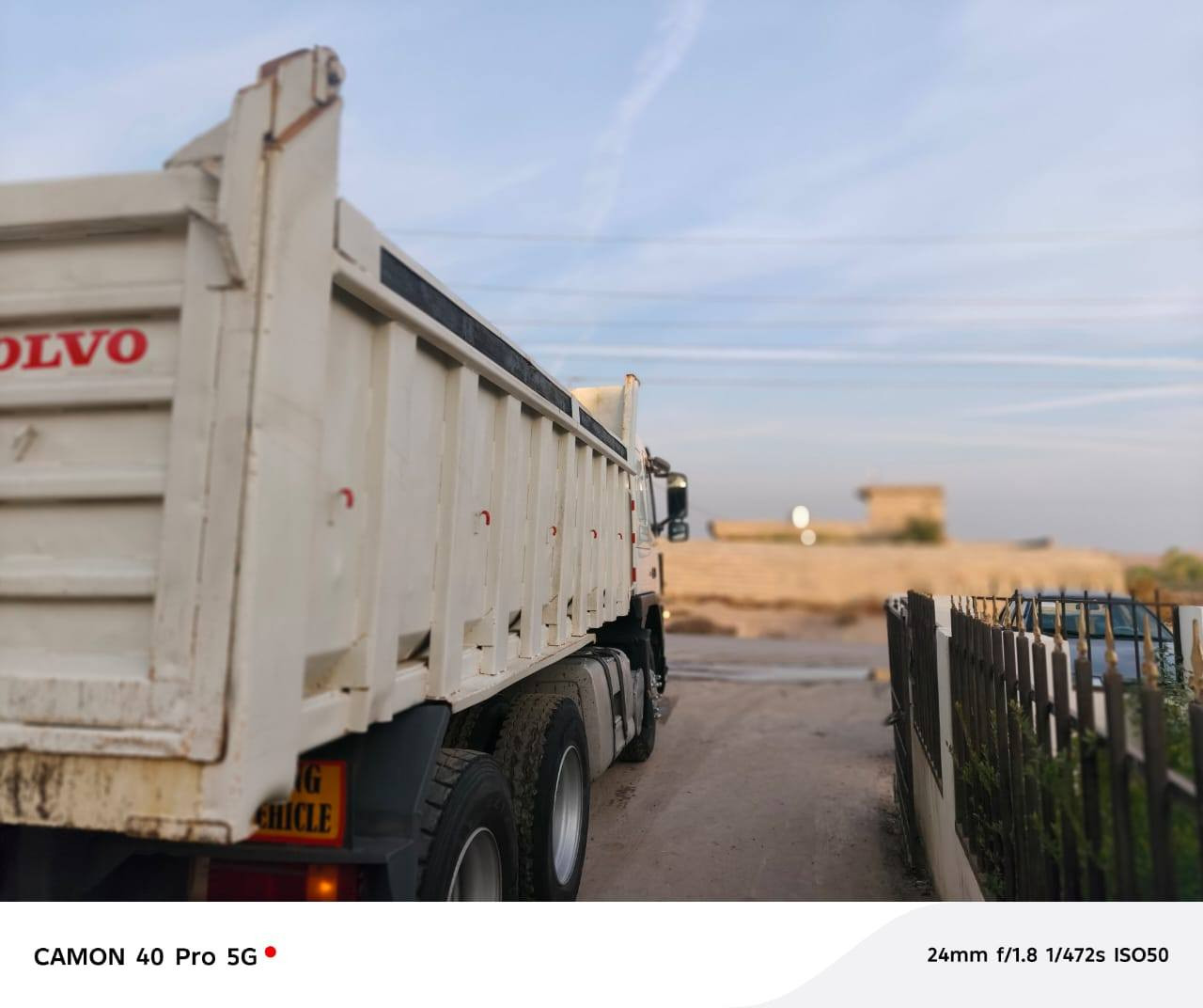 السلام عليكم ورحمة الله وبركاته
فولفو
للبيع
موديل 2003
مجموعه 
فول 
ما ناقصها 
اي شي
السعر 3
وبيها 
مجال
الستفسار
***********
