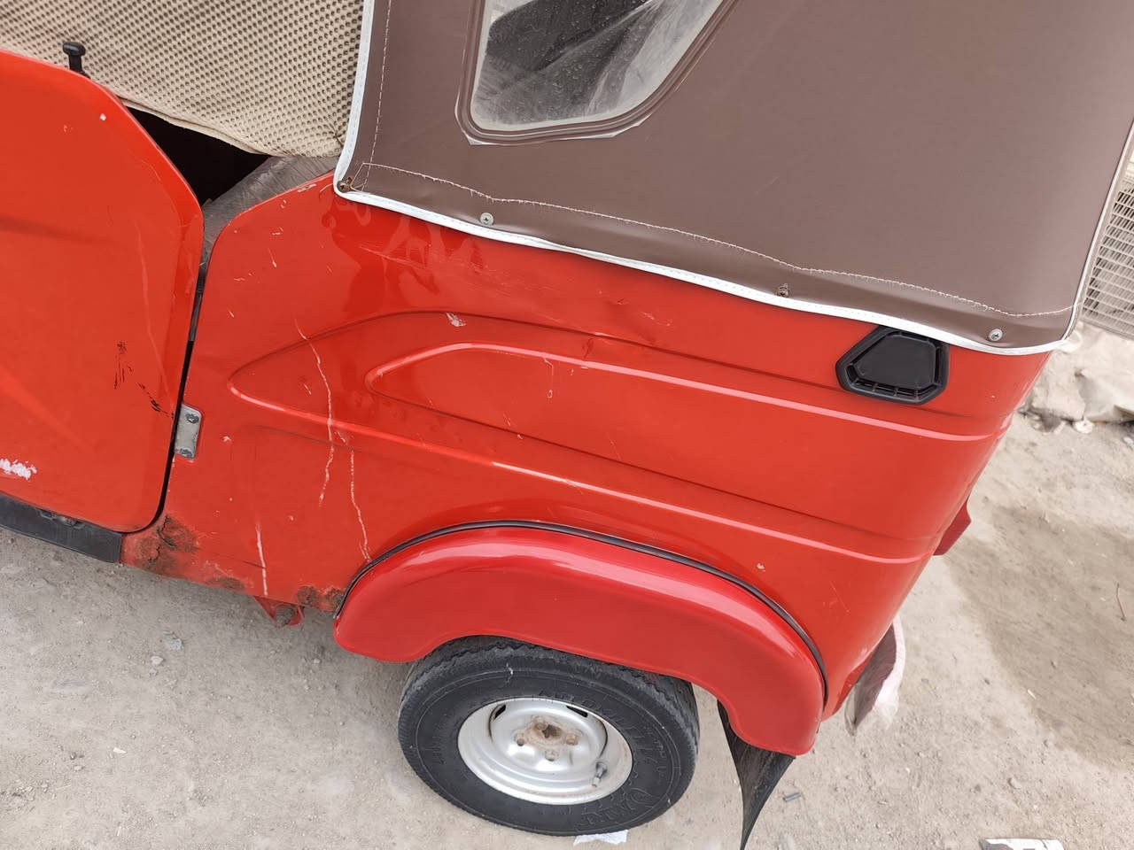 سلام عليكم تكتك لبيع رقم بصره  إنكليزي 22 رقم السعر 8 مليون او 250 مكاني بصره شط العرب الجزيره ***********
