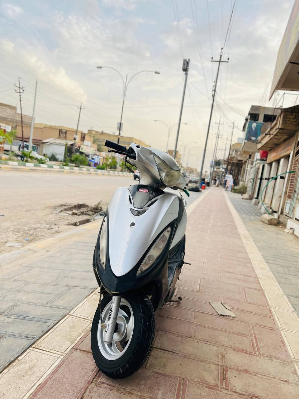 سلام عليكم دراجه جي فور البيع السعر خاص ***********
