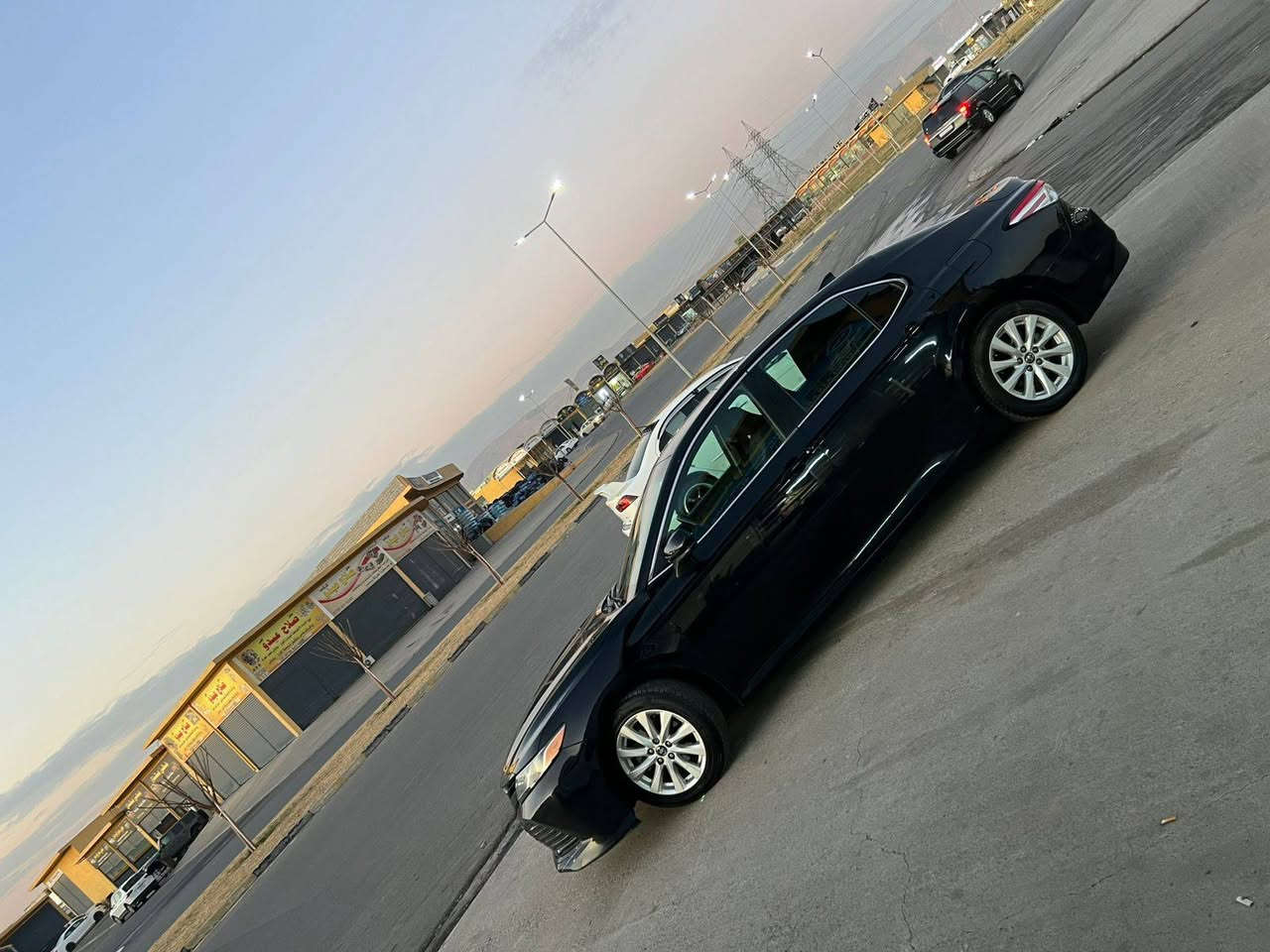 کوردی /لو فروشتن تویوتا کامری رەنگی رەش مواسفات Leرقم دهوک جدید بی سبغ و لیدان کیر ومکینە نە کراوەتەوە لە سەر وەزعی شریکە سیارە دینار مسرف تیدایە نینە تحویل و غرامە شرت  شوین به رده ره ش رقم تلفون موجود واتس اب و فایبر  ***********
سعر بلاش180مجال
عربی/ لبیع تویوتا كامری لون اسود مواصفاتLe رقم دهوك مصطره بدون صبغ و ضربه یعنی كلین كیر مكینه مامفتوح سیاره عله وضع شریكه دینار مابی مصرف شرت تحویل و غرامه مكان قضاء بردرش  رقم تلفون موجود واتس اب و فایبر ***********
سعر 180مجال
